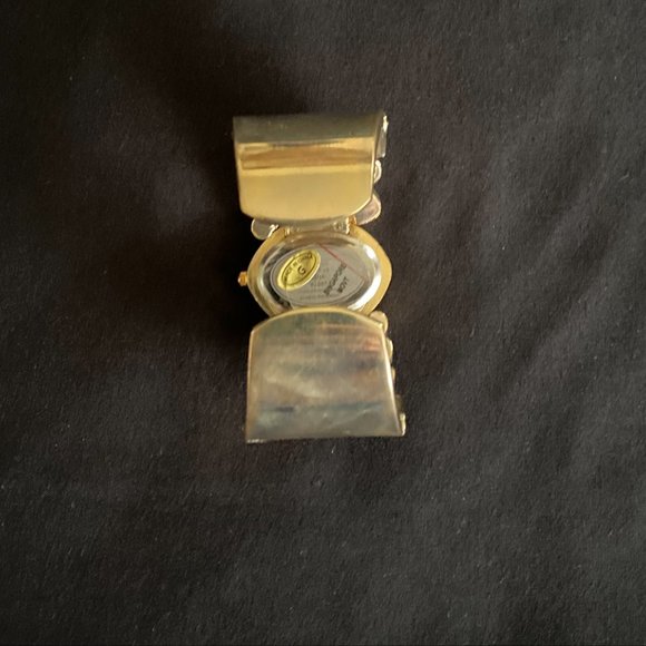 Cuff Watch - Picture 2 of 3